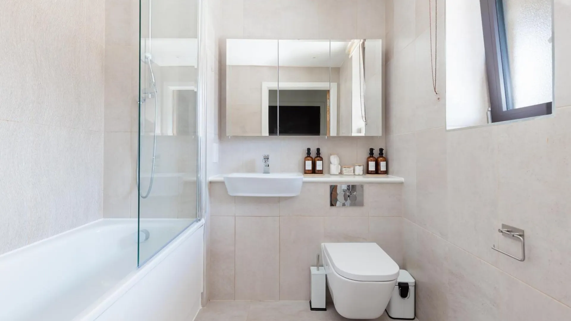 Modern Flat Canary Wharf, Close To Central London United Kingdom